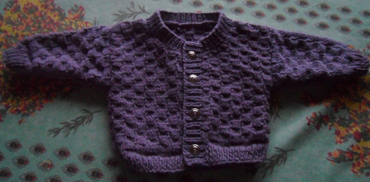 Gilet bébé (0-3 mois)  Activités Créatives et Tricot